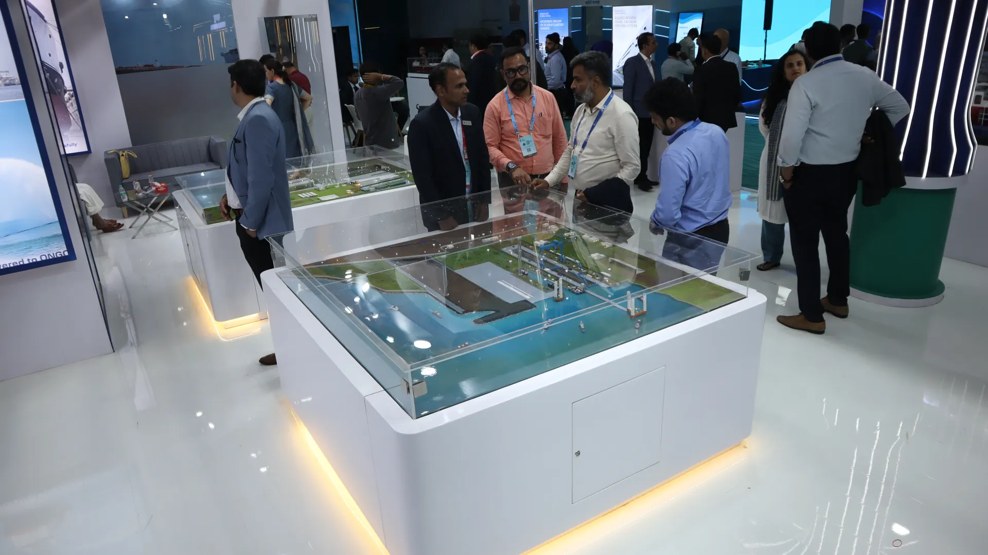 Swon Ship
                                Model